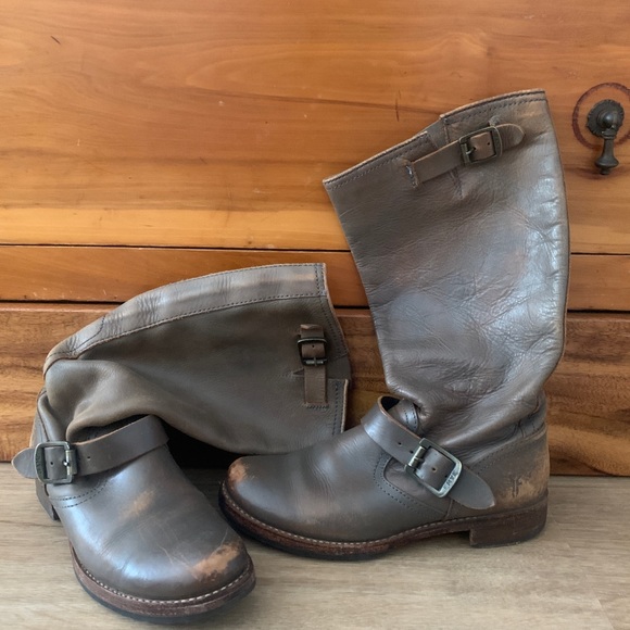 SOLD- Fyre Veronica boots (tall) - Picture 2 of 12